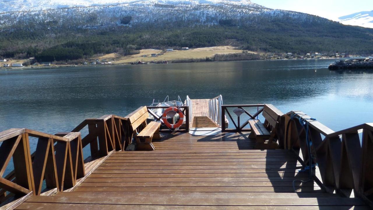 Solstrand Fjord Holiday Eidsvåg Екстериор снимка