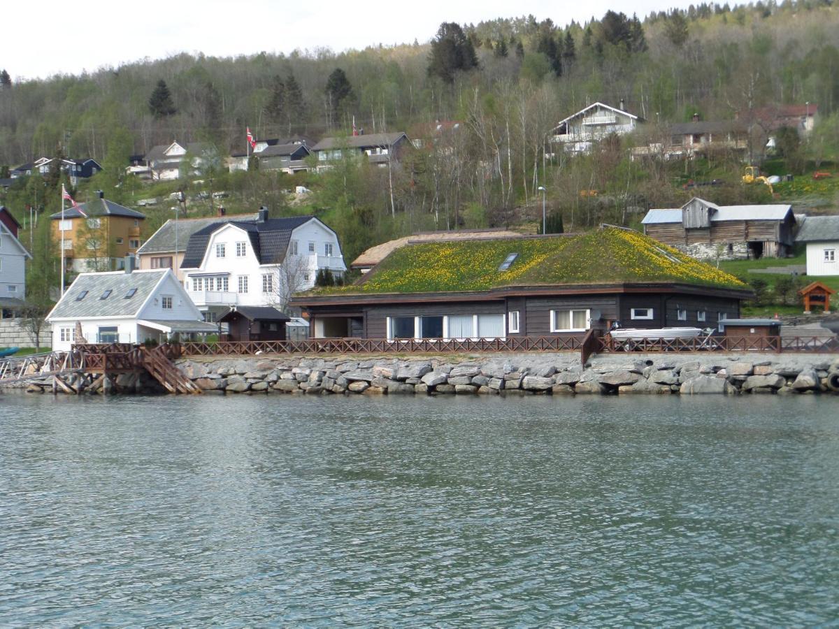 Solstrand Fjord Holiday Eidsvåg Екстериор снимка